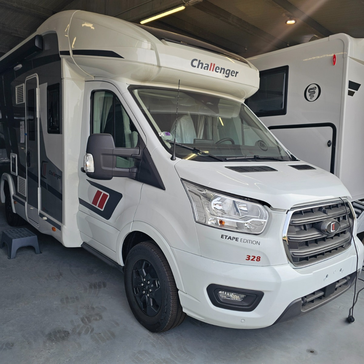 Autocaravana Challenger – 328 Etape Edition